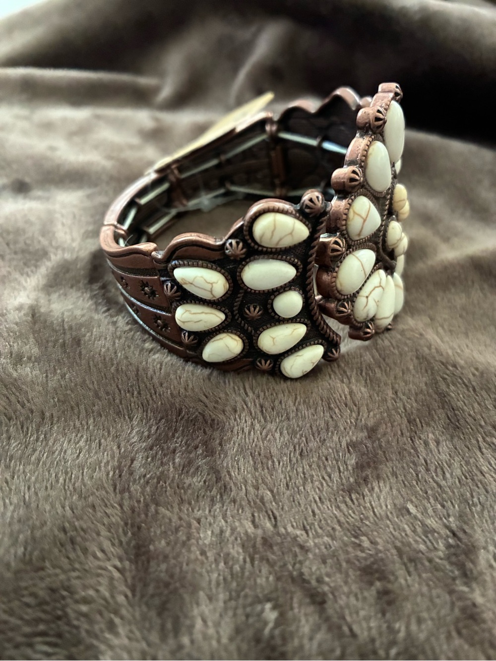 Copper Cuff Stretch Bracelet with Cream White Stones - Women Jewelry - Picture 2 of 5